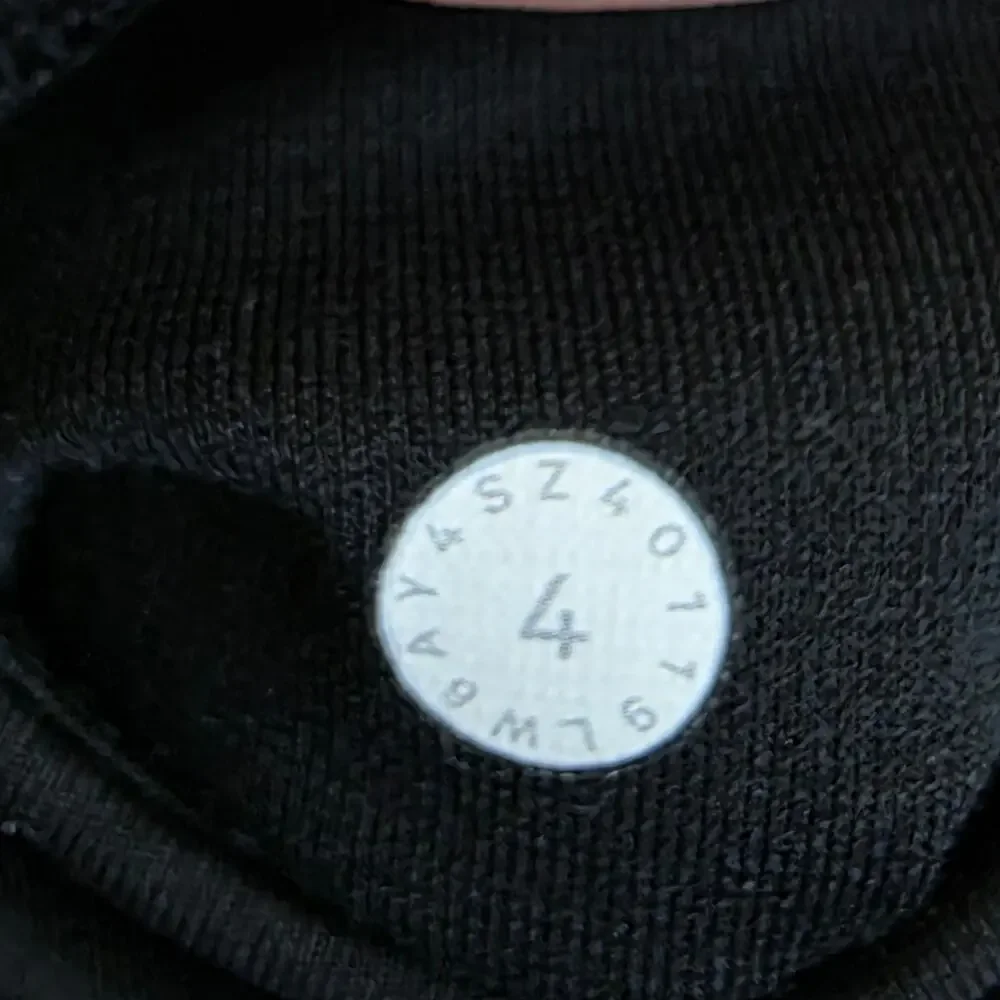 Lululemon Clear The Court Crop 21